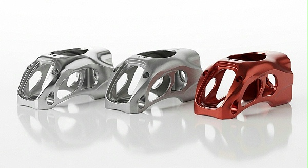 5大突破：五轴CNC加工如何提升医疗零件外壳的精密与效率4